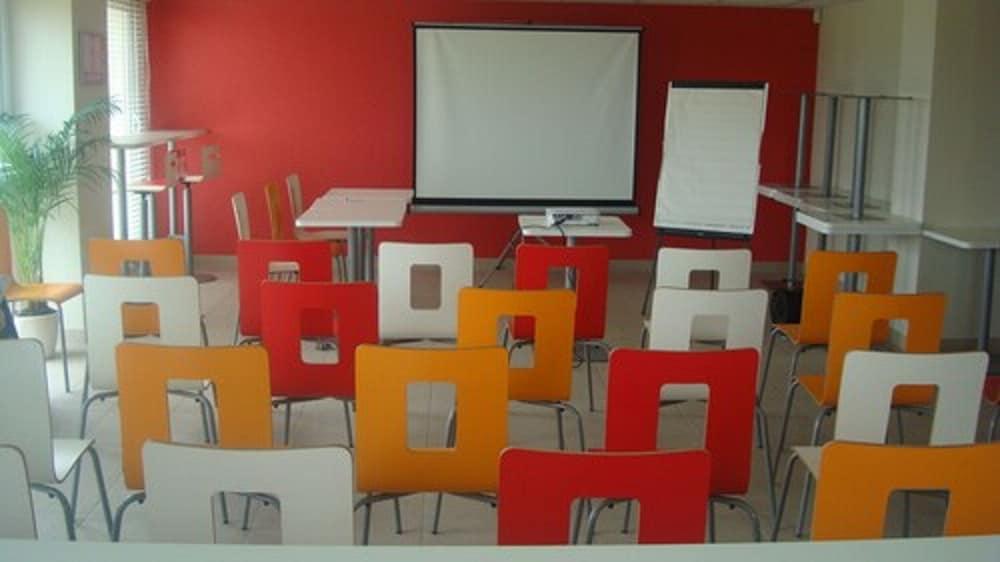 Premiere Classe Sens Nord- Saint Clement Exterior foto